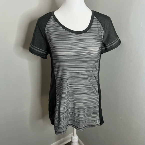 Under armour fitted women’s heat gear tshirt‎ - Picture 1 of 5